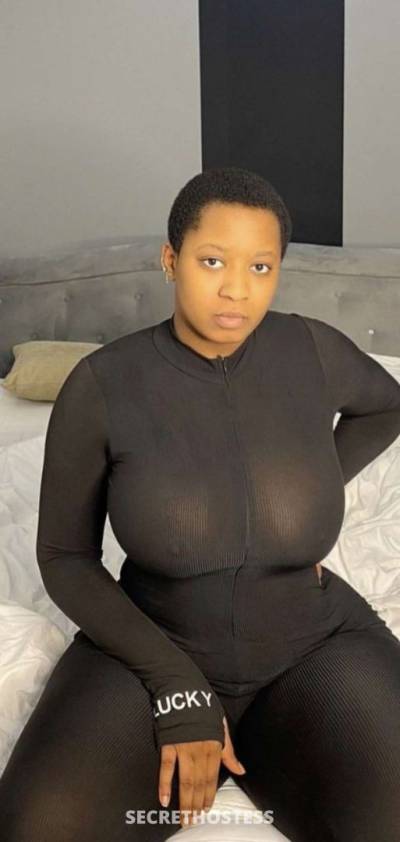 24 year old Escort in Seattle WA Massages therapist