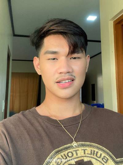 Gio, Male escort in Manila