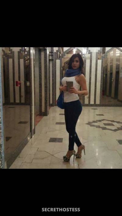 Loulou, escort in Beirut