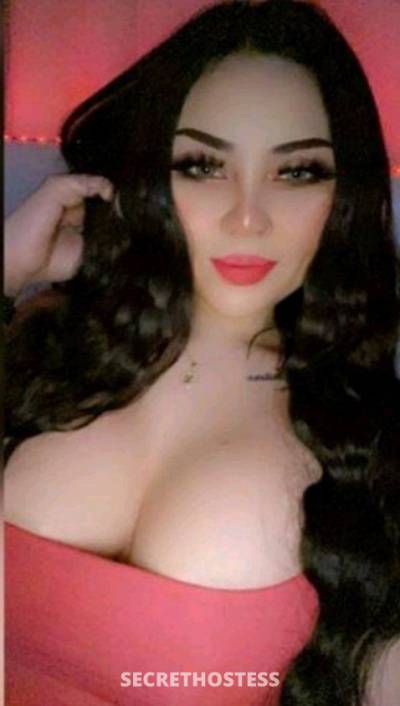 23 Year Old Asian Escort Al Manama - Image 1