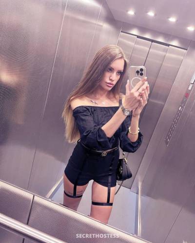 Haïra, escort in Berlin