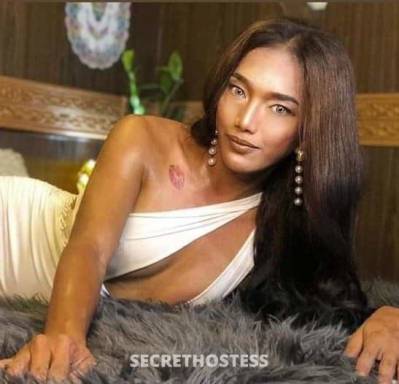 Ivhiepower Top, Transsexual escort in Manila