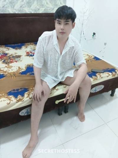 BB Gay Both, masseur in Muscat