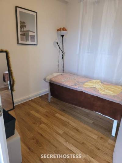 25Yrs Old Escort Cairns Image - 1