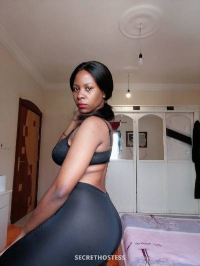 26 year old Escort in Jeddah Jojo, escort