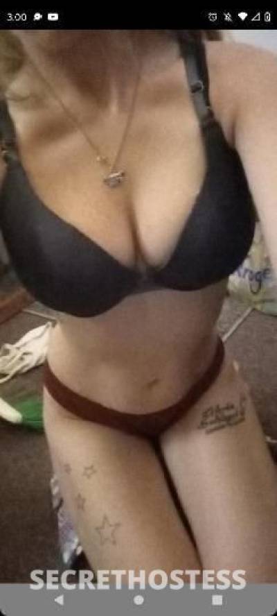 27Yrs Old Escort 170CM Tall Toledo OH Image - 2