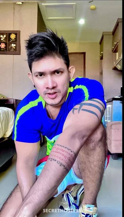 Oggeza, Male escort in Jakarta