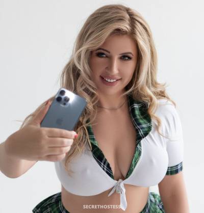 28 Year Old Ukrainian Escort Dubai Blonde - Image 1