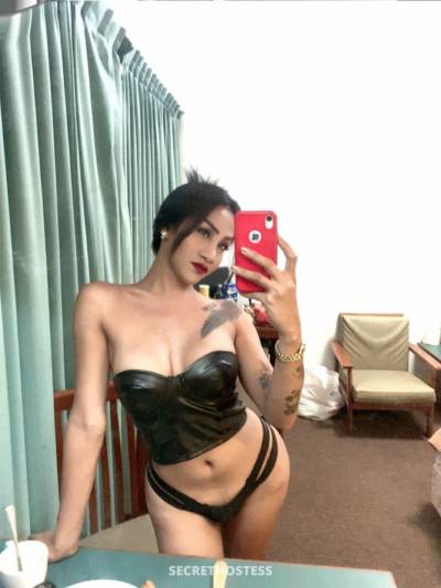 CAMSHOW 8inchesCock, Transsexual dominatrix in Manila