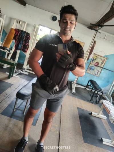 Chathu, masseur in Galle