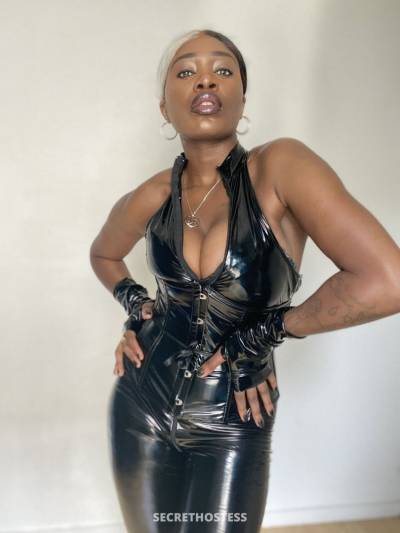 Dominatrice BDSM, escort in Paris