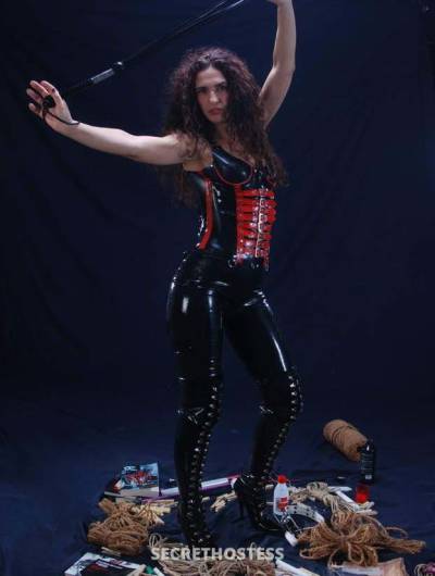 Mistress Foska, dominatrix in Barcelona