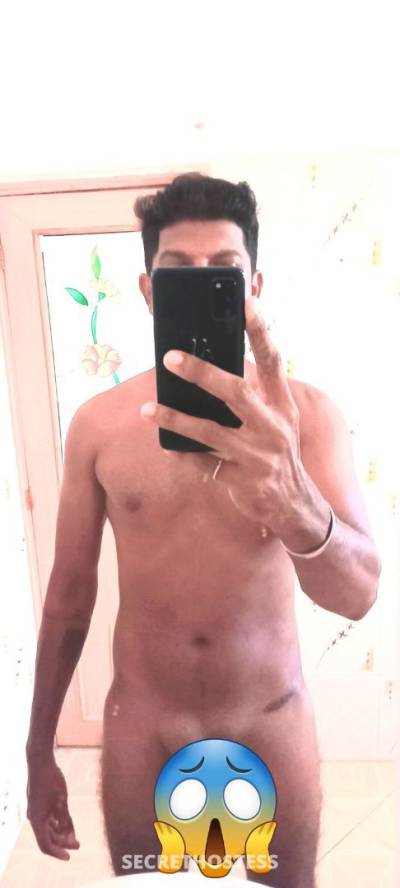 Suda, Male adult performer in Colombo