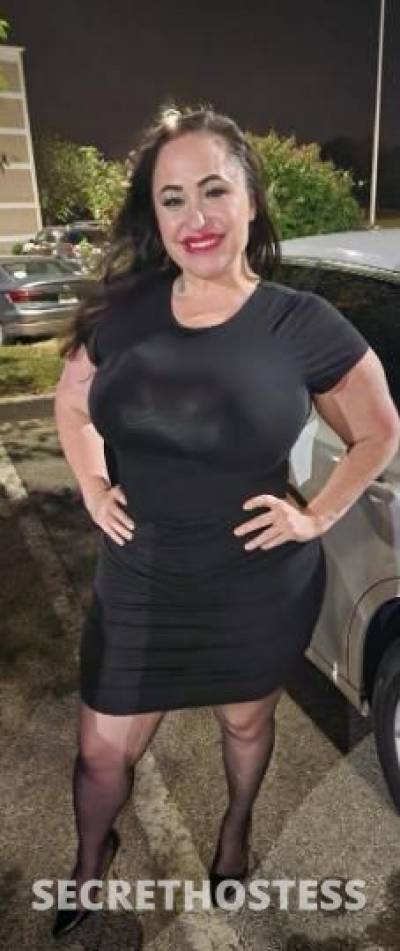 BrittanyLou 40Yrs Old Escort Kansas City MO Image - 5