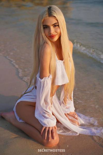 Christina 18Yrs Old Escort 166CM Tall Dubai Image - 7