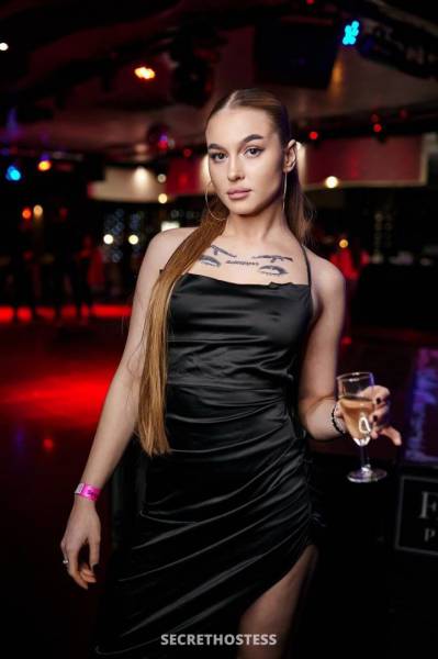 Vikki, escort in Dubai