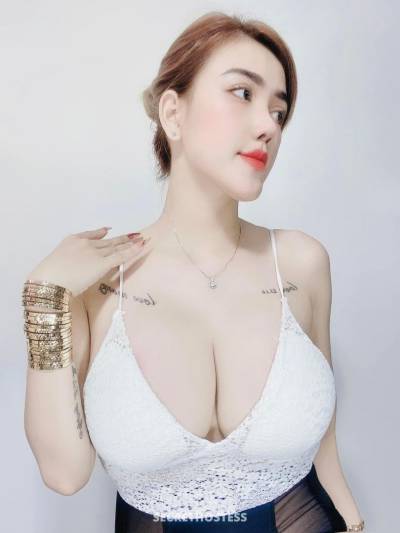 Duyen, escort in Al Juffair