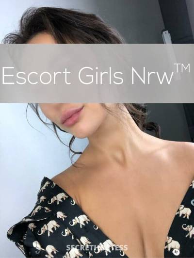 23 Year Old German Escort Düsseldorf Brunette - Image 6