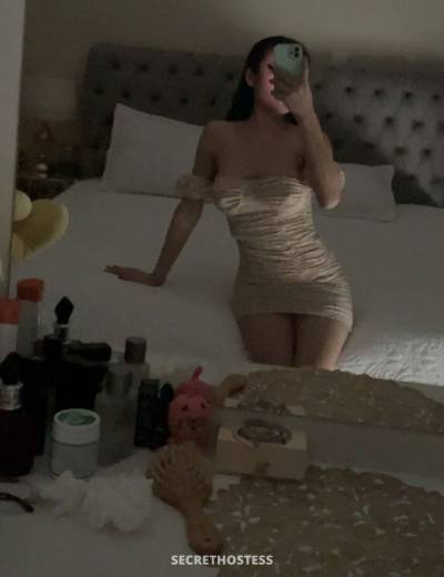 Emmy 23Yrs Old Escort 157CM Tall Dubai Image - 10