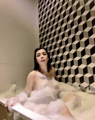 Sexy Kawaii, Transsexual escort in Manila