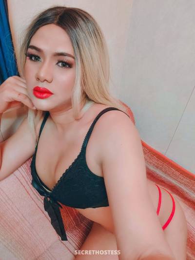 Lexie Deiyn, Transsexual escort in Manila