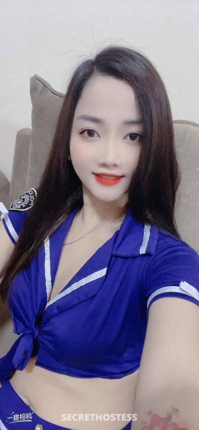 LISA cute girl do sex no comdom, escort in Abu Dhabi