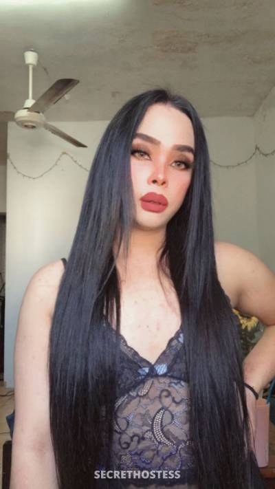 26 year old Asian Escort in Muscat Maryam Xladyboy, Transsexual escort