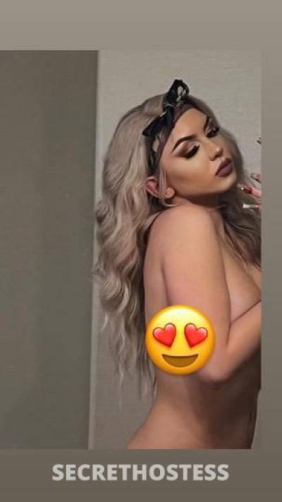 22 year old Escort in San Fernando Valley CA ?wet snow bunny