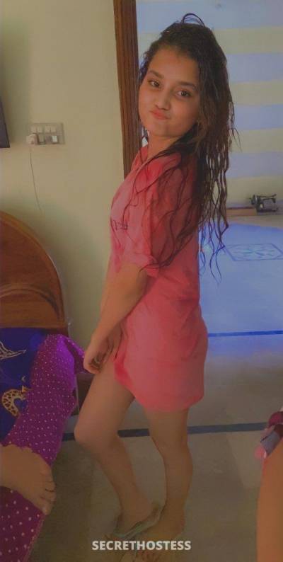 19Yrs Old Escort 160CM Tall Dubai Image - 1