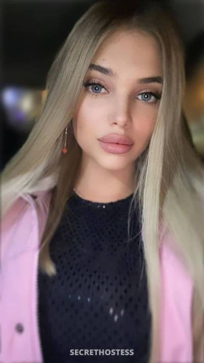 19 Year Old Ukrainian Escort Dubai Blonde - Image 5