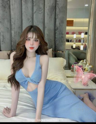 20Yrs Old Escort 170CM Tall Dubai Image - 2