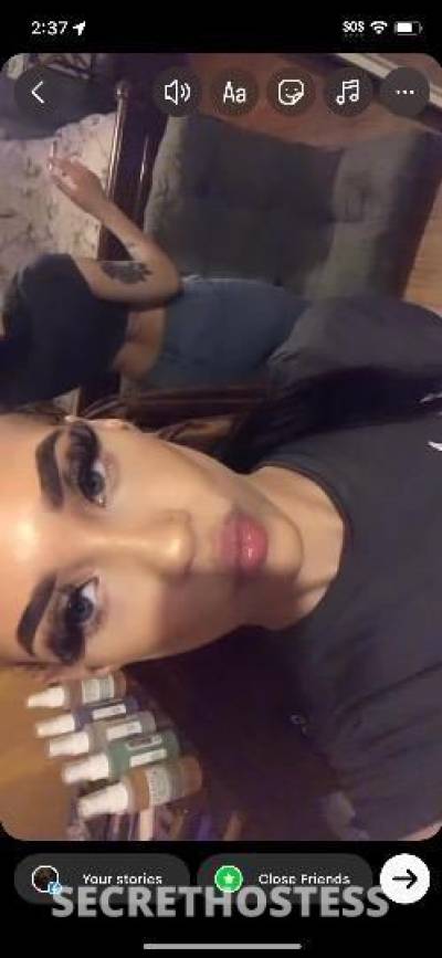 21 year old Escort in New York City NY NEW TOYS FOR FT SHOws !!!!New content and factime shows !! 