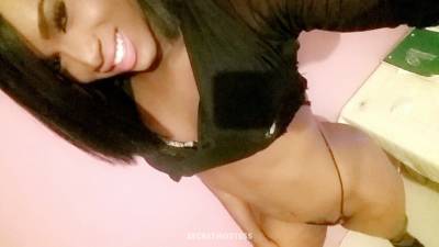 21Yrs Old Escort 154CM Tall Port of Spain Image - 2