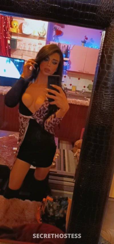 Aseel, Transsexual adult performer in Ibiza