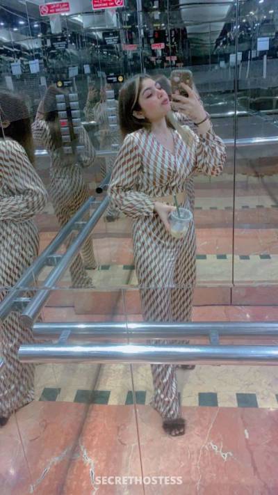 22Yrs Old Escort 160CM Tall Dubai Image - 0