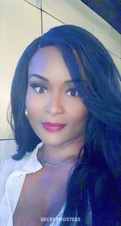 Flakysnow, escort in Abuja