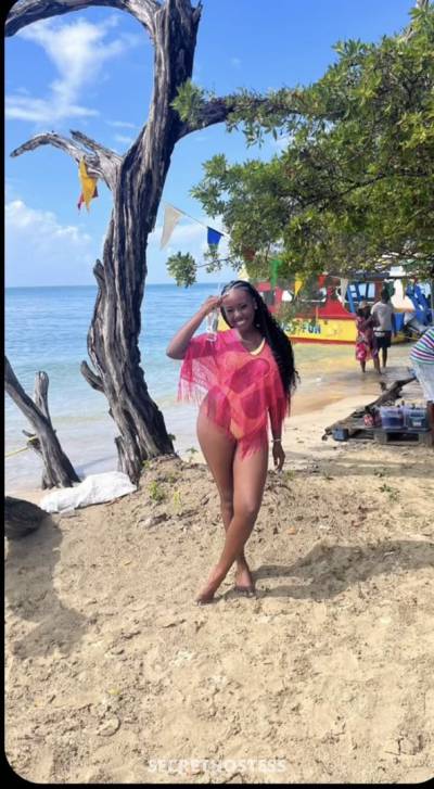 Gracey, escort in Accra