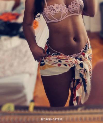 Kinky Squirting Gina, escort in Kampala