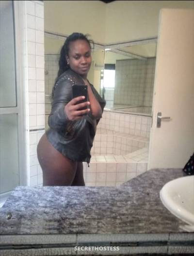 25Yrs Old Escort 154CM Tall Nairobi Image - 6