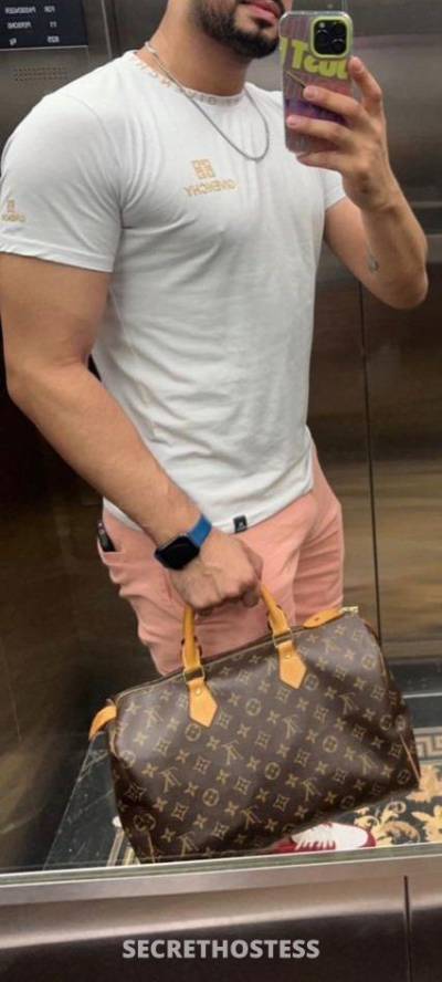 Luxury ⚜️for singles and couples⚜️, Male escort in Dubai