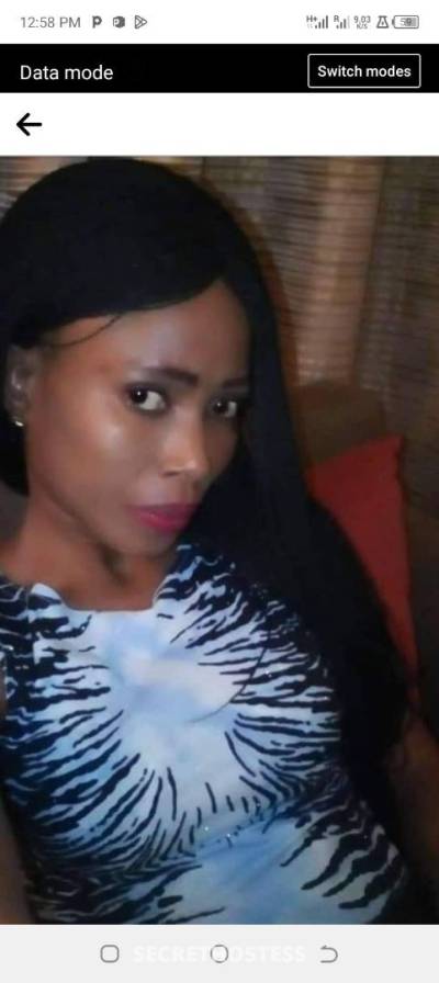 27Yrs Old Escort 152CM Tall Accra Image - 1