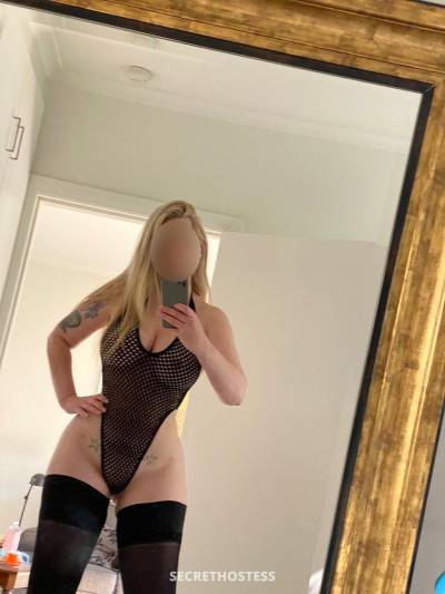 28 Year Old Blonde Australian Escort - Image 2