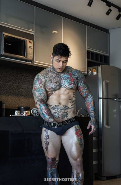 28 year old Latino Escort in Manchester James Br, Male escort