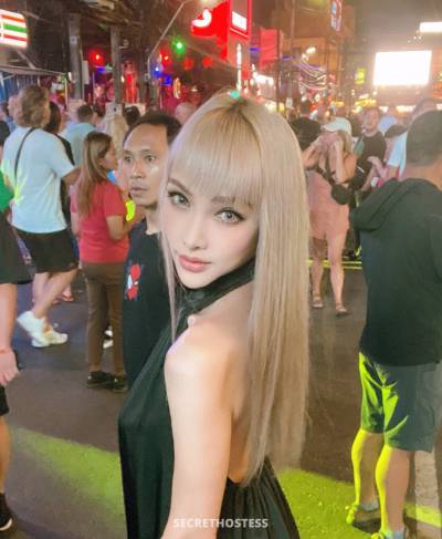Eva Nowak, escort in Phuket