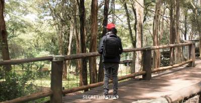 Khenan, Male escort in Nairobi