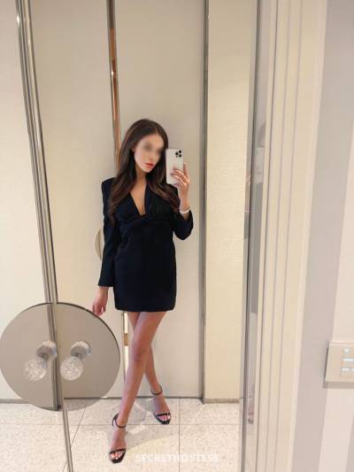 Bella Escort 177CM Tall Dubai Image - 1