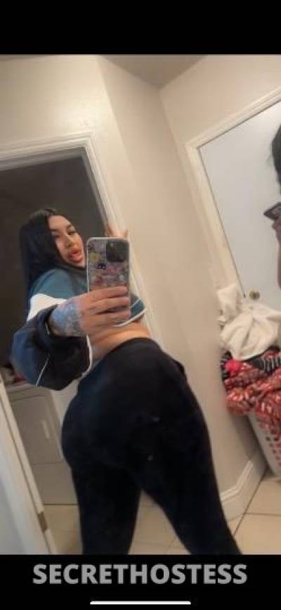 Foreign big booty🍭 im horny💦‼ come meet the throat  in Fresno CA