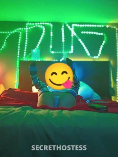 21 year old Escort in Evansville IN ⚠CAUTION WARNING⚠ Slippery Wet and Ready