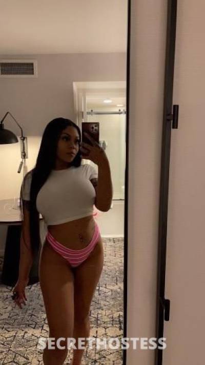 27 year old Escort in Detroit MI Southfield