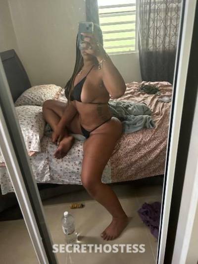 Sexy classy caramel ready to take care of you in New London CT